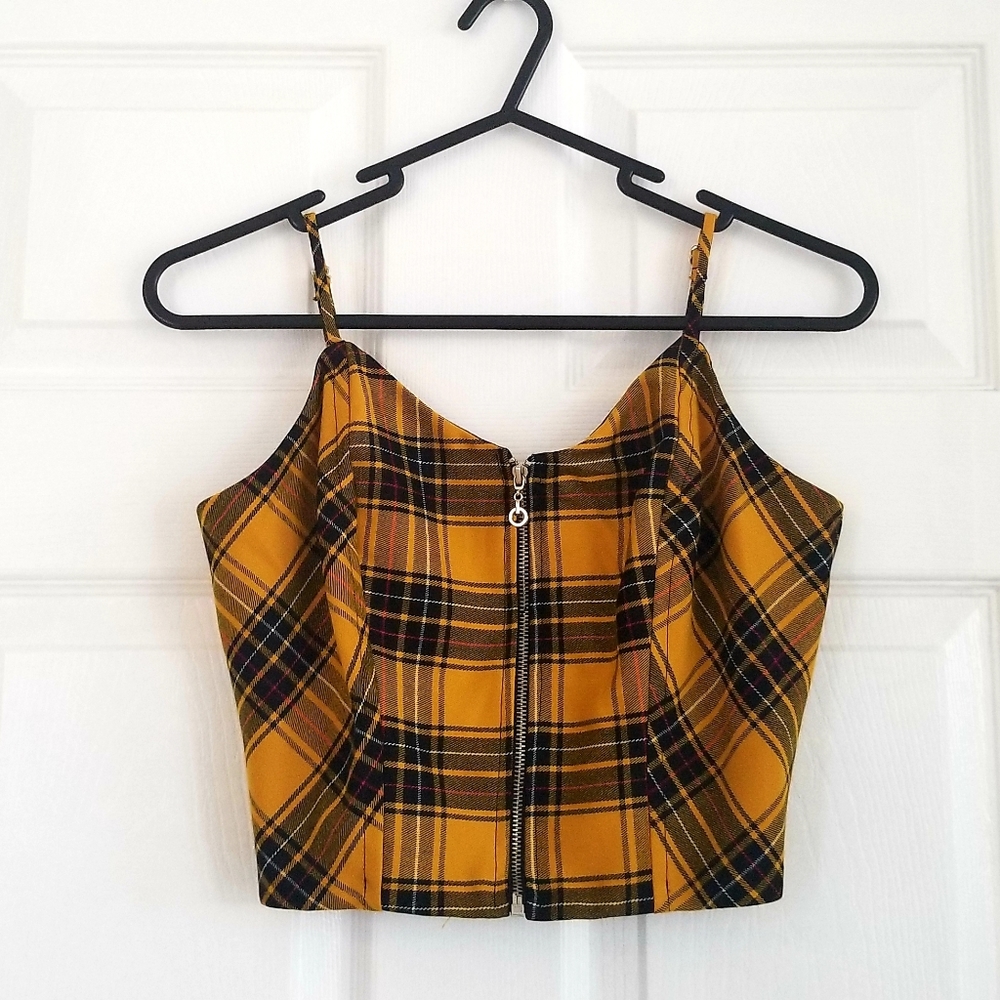 New. Fun Pattern Crop Top